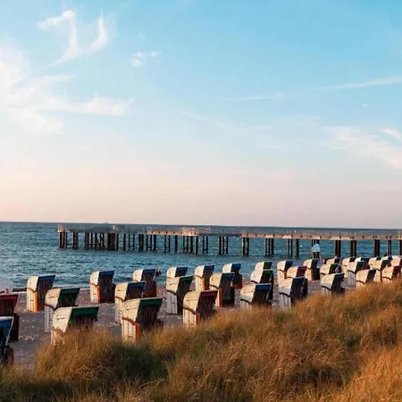 Modern In Near Sea * Bastorf