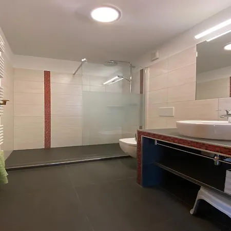 Modern In Near Sea アパート Bastorf